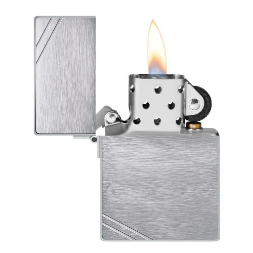 ZIPPO upaljač 1935 – Replica toptaurus.rs 2 Otvoren upaljač: ZIPPO 1935 Replica – otvoren poklopac i mehanizam