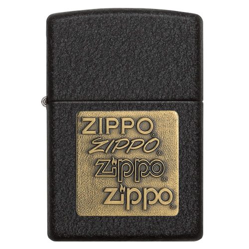 Detalji površine: ZIPPO Black Crackle® 362 – detaljan prikaz teksturisane završne obrade