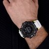Muški ručni sat G-SHOCK GBD-H1000-1A7ER sa belom resin narukvicom sportskog dizajna.