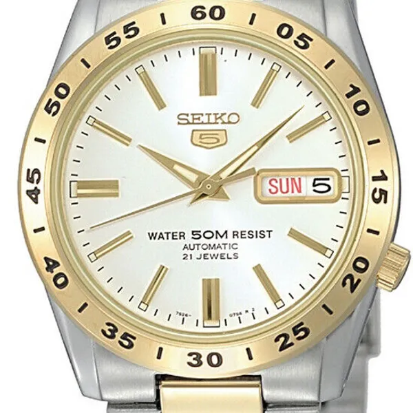 Muški ručni sat SEIKO 5 Automatic SNKE04K1 sa automatskim mehanizmom, detalj brojcanika