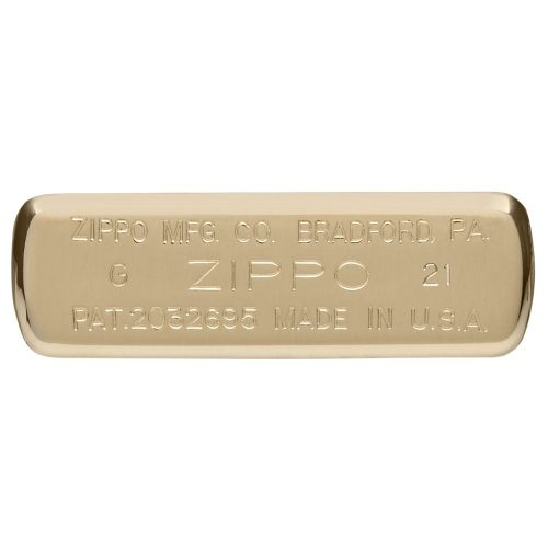 Detalji površine: ZIPPO Vintage Brushed Brass 240 – detaljan prikaz brušene završne obrade, donja strana upaljaca