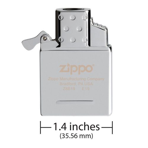 Detalji dizne: ZIPPO 65826 gas uložak – dimenzie i prikaz jedne dizne i stabilnog plamena