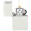 Otvoren upaljač: ZIPPO 214ZL – otvoren poklopac i mehanizam