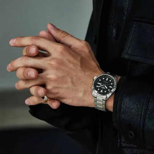 Muški ručni sat SEIKO 5 Automatic SRPE55K1 sa elegantnim dizajnom, savršen za svakodnevno nošenje