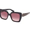 GUESS naočare za sunce GU7889 01T ženski model crni kvadratni okvir UV 400 zaštita