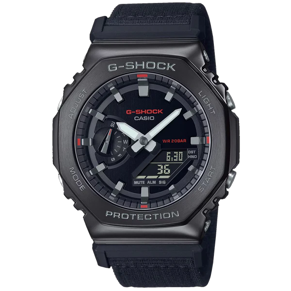 Muški sportski ručni sat G-SHOCK GM-2100CB-1AER sa crnim brojčanikom, srebrnim kućištem i crnom najlonskom narukvicom