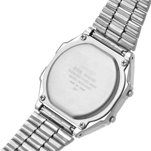 Straznji ogled na CASIO A168WEM-1EF, tanak dizajn kućišta sa debeljkom od 10mm