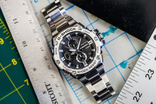 Detalj čeličnog kućišta G-SHOCK GST-B100D-1AER G-Steel sata, robustan dizajn otporan na udarce