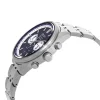 Bočni pogled na SEIKO Chronograph SSB427P1, prikazivanje debljine kućišta i funkcionalnog hronografskog mehanizma.