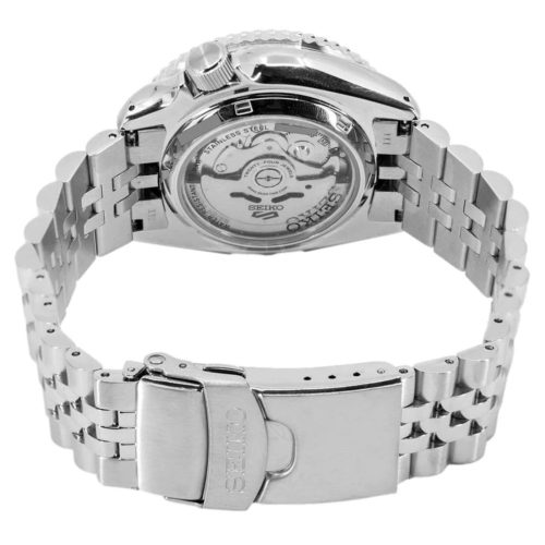 pogled od pozadi na Seiko SSK005K1, prikazivanje debljine kućišta od 14 mm i automatskog mehanizma, savršen za ljubitelje mehaničkih satova