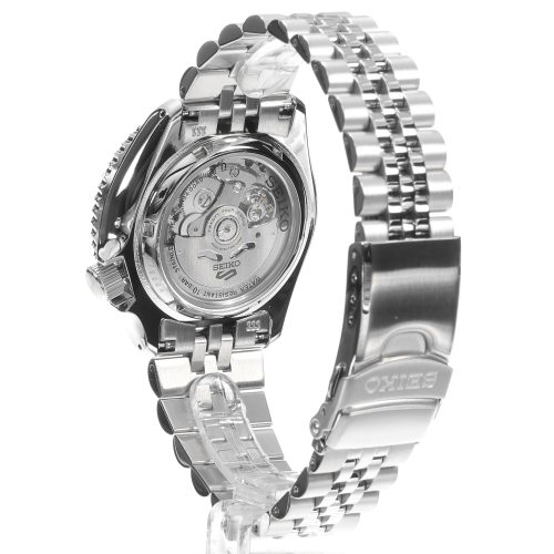 Bočni i zadnji pogled na Seiko SSK035K1 Automatic GMT 5 Sports sat, prikazujući njegovu debljinu od 14 mm i precizno postavljen automatski mehanizam. Idealno za ljubitelje robusnih satova