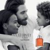 Calvin Klein Eternity Flame EDT parfem u sofisticiranom i modernom ambijentu, porodica sa detetom