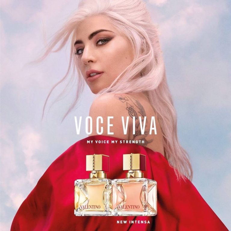 Valentino Voce Viva EDP detalj bočice obe verzije i Lady Gaga