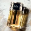 Mirisne note Dior Homme EDT parfema sa bergamotom, lavandom, irisom, tonka pasuljem i vetiverom.Luksuzan prikaz parfema