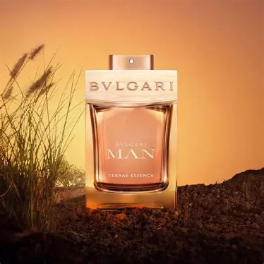 Bvlgari Man Terrae Essence toptaurus.rs Bvlgari Man Terrae Essence – parfem inspirisan snagom zemlje i toplim vetiver notama