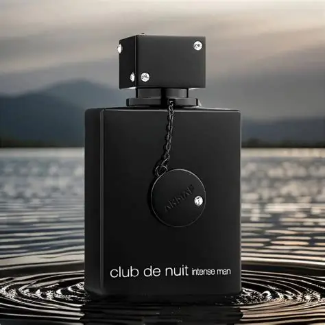 Armaf Club de Nuit Intense Man EDP toptaurus.rs 1 Original Armaf Club de Nuit Intense Man muški parfem slika u vodi
