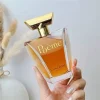 Lancome Poeme edp Mirisne note parfema Lancôme Poême EDP – mak, mimoza i vanila parfem u ruci zene