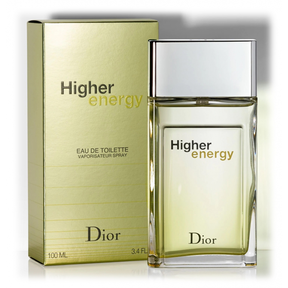 Pakovanje Dior Higher Energy parfema u svetlim, elegantnim tonovima.