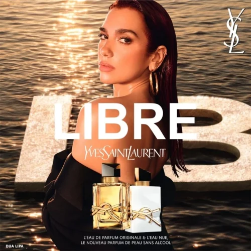 YSL Libre L’Absolu Platine ženski parfem – intenzivan, luksuzan i sofisticiran miris prikazan u elegantnom i modernom ambijentu koji naglašava moć, ženstvenost i samopouzdanje. Zena i dva parfema