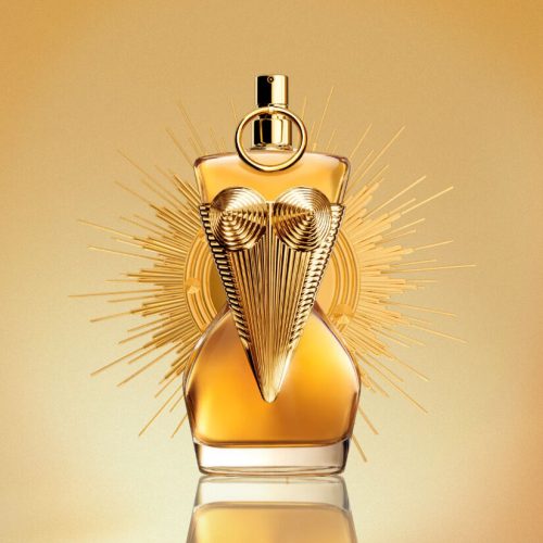 Jean Paul Gaultier Divine Le Parfum bočica original – elegantna i luksuzna ženska parfemska voda u prepoznatljivoj zlatnoj bočici, intenzivna, cvetno-solarna i dugotrajna.