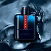 Prada Luna Rossa Ocean EDP bočica u vodi okeana – luksuzni muški parfem