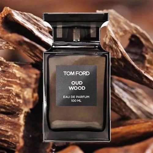 Mirisne note Tom Ford Oud Wood EDP – oud, sandalovina i amber 100 ml