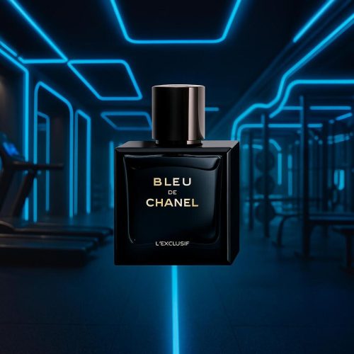 Chanel Bleu L Exclusif Parfum toptaurus.rs 2 Chanel Bleu L’Exclusif Parfum prikazan u sofisticiranom ambijentu, simbolizujući intenzivan i luksuzan miris.