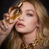 Paco Rabanne Million Gold For Her Parfum – intenzivan i sofisticiran ženski miris zdrzi ga zena u ruci