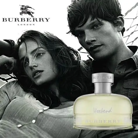 Burberry Weekend lagan i elegantan ženski parfem. Muskarca, zen ai bocica parfema