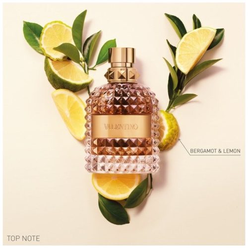 Valentino Uomo parfem detalj reljefne bočice i top misine note