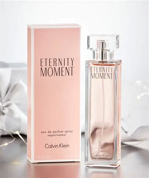 Calvin Klein Eternity Moment EDP zenski parfem toptaurus.rs 1 Calvin Klein Eternity Moment Eau de Parfum ženski parfem bočica i pakovanje