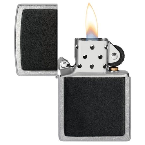 Otvoren upaljač: ZIPPO 46778 – otvoren poklopac i mehanizam