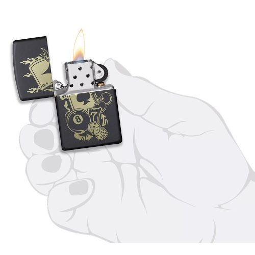 ZIPPO upaljač Gambling Design 49257 toptaurus.rs 3 Prikaz u ruci: ZIPPO Gambling Design 49257 – upaljač prikazan u ruci