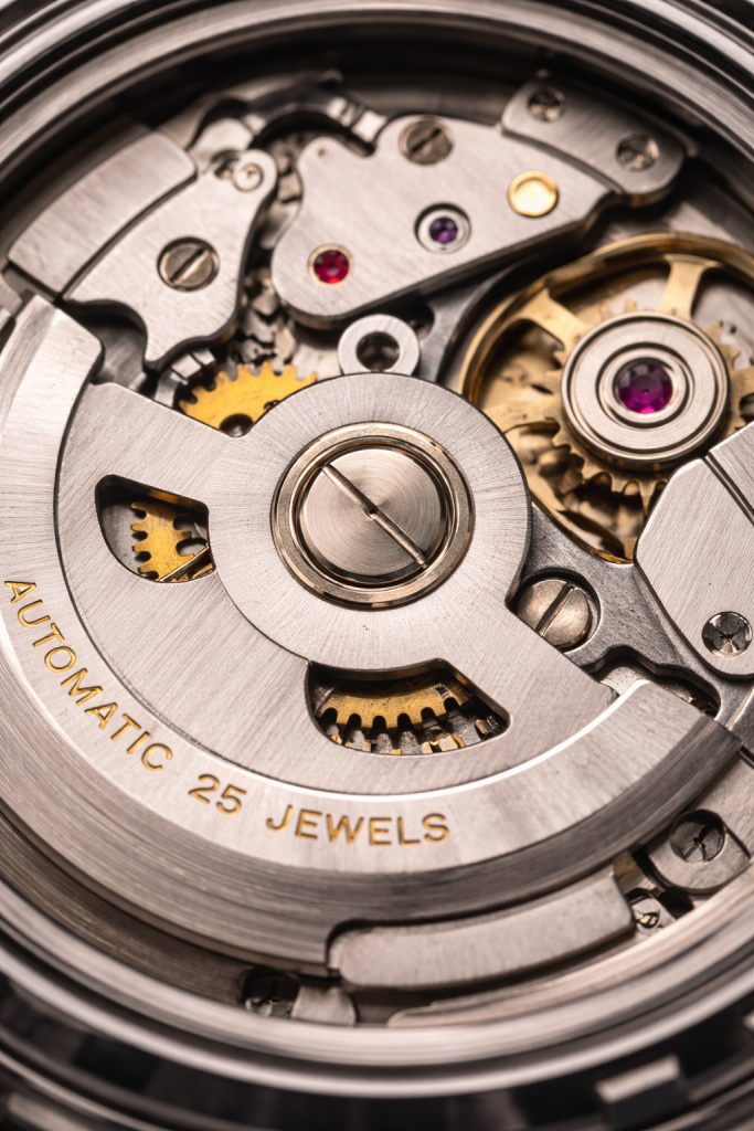 Automatski sat unutrasnjost mehanizma Seiko rucni sat