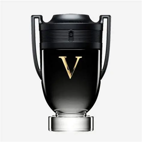 Paco Rabanne Invictus Victory muški parfem EDP trofej bočica crni dizajn
