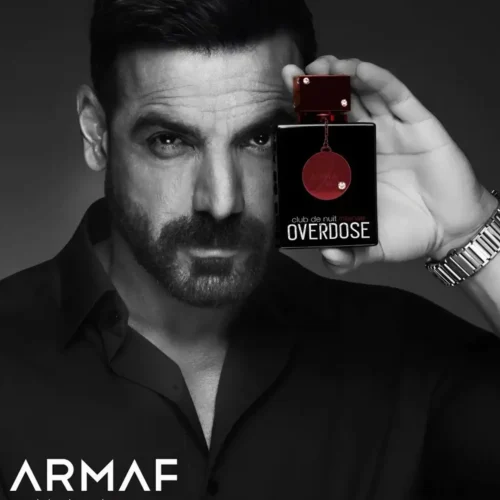 Armaf Club de Nuit Intense Overdose edp muski parfem toptaurus.rs 3 Armaf Club de Nuit Intense Overdose muški parfem sa muškarcem, crno-bela slika