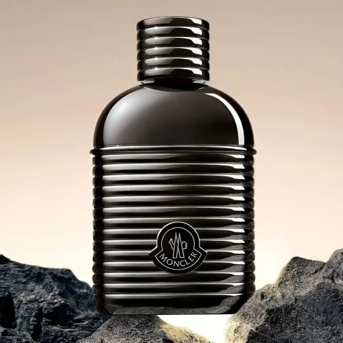 Moncler Sunrise Pour Homme aromatični drvenasti muški parfem, slika u planininama